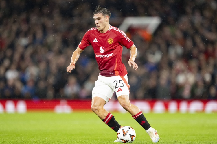 大乐透开奖结果查询-荷媒:阿贾克斯考虑租借曼联中场乌加特,备选方案为小布林德