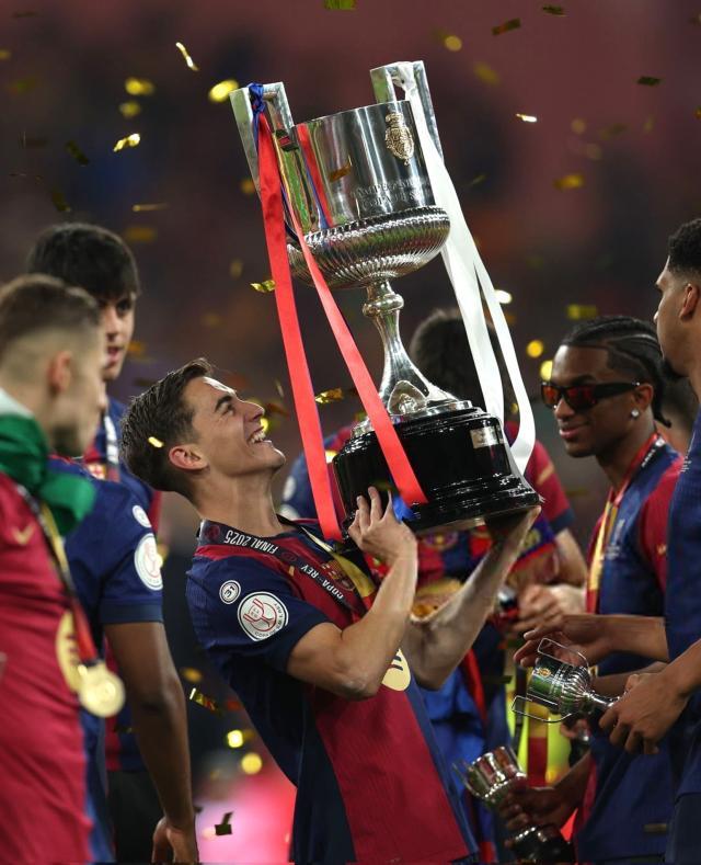 1745724881313054931.jpg 大乐透开奖结果-弗帅百变调整笑到最后,巴萨首冠收入囊中剑指三冠