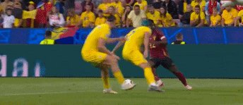 1719083719981042341.gif 超级大乐透开奖结果-【欧洲杯】蒂耶勒曼丁丁建功,比利时2比0罗马尼亚